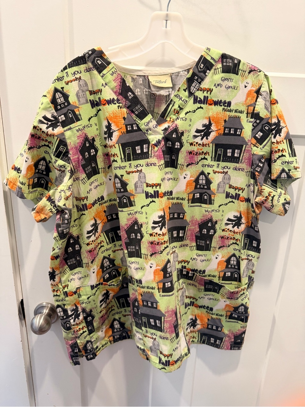 Tafford XL Halloween Scrub Top Haunted House Witch Ghost Nurse Medical Uniform